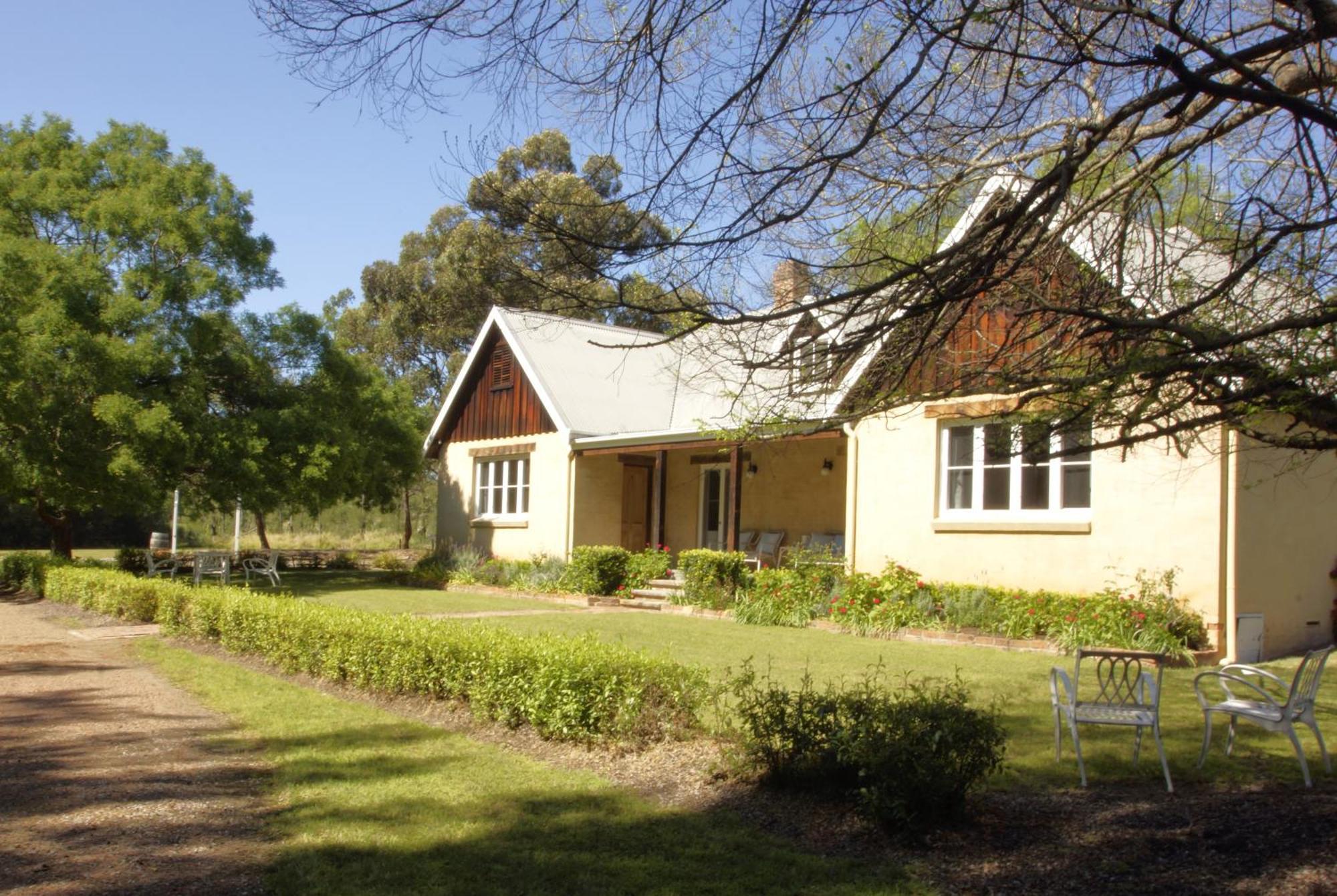 The Carriages Boutique Hotel And Vineyard Pokolbin Luaran gambar