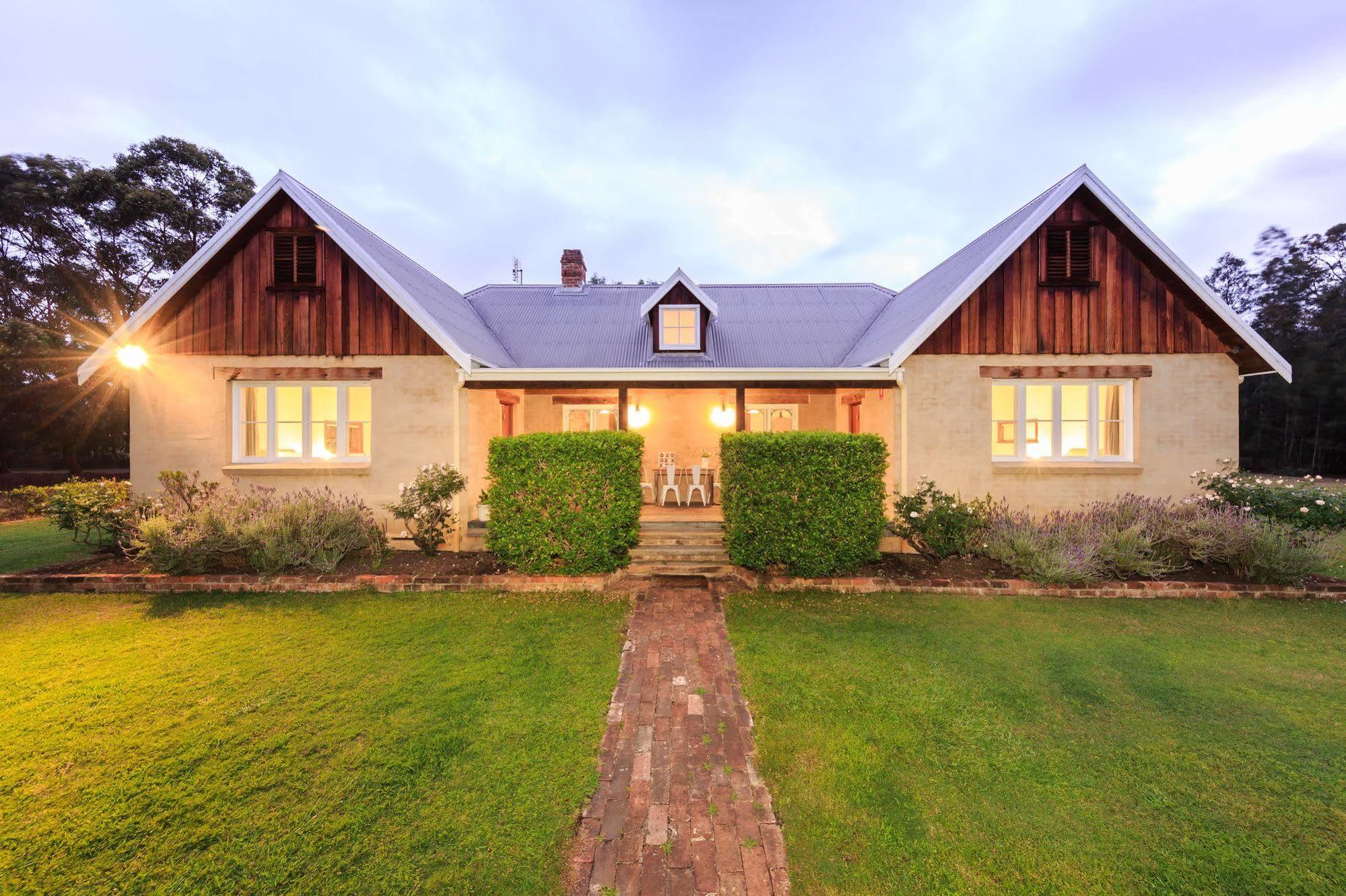 The Carriages Boutique Hotel And Vineyard Pokolbin Luaran gambar